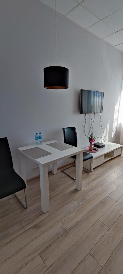 Comfort Na Alejach Jerozolimskich * Varšava